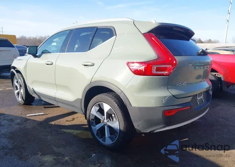 2023 Volvo Xc40 B5 Plus Bright Theme from USA, damaged, VIN YV4L12UN9P2947593